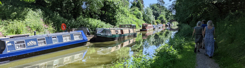 Long-term moorings on the Kennet and Avon Canal at Pewsey